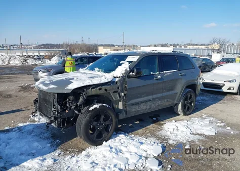 2019 Jeep Grand Cherokee Upland 4X4 from USA, damaged, VIN 1C4RJFAG7KC829345